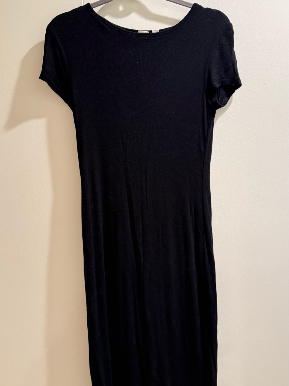 GAP knit lined scoop neck dress in EUC.